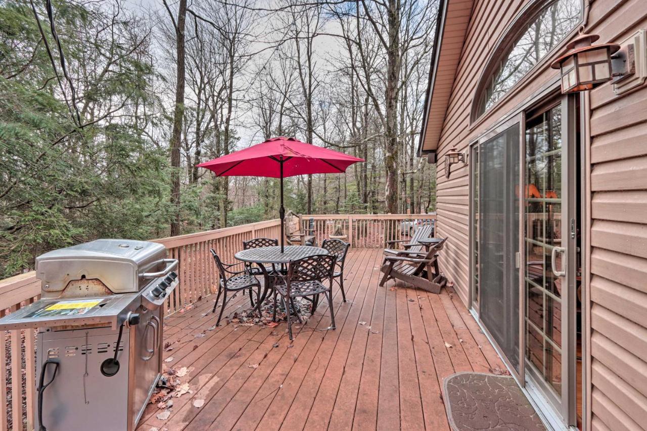 Poconos Home With Game Room Walk To Lake Harmony! Экстерьер фото