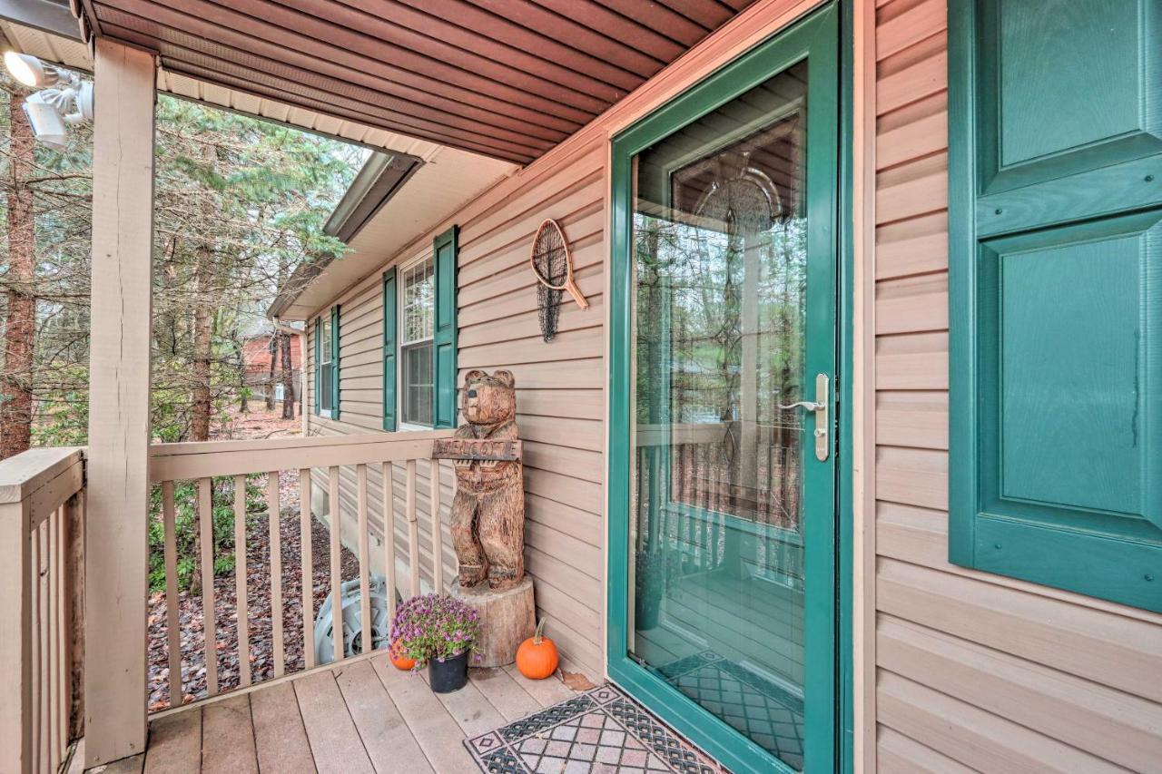 Poconos Home With Game Room Walk To Lake Harmony! Экстерьер фото